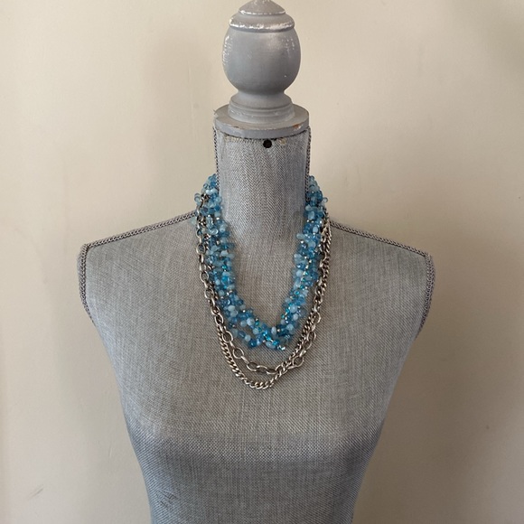 MULTI STRAND BLUE & SILVER-TONE BEADED NECKLACE - FASHION JEWELRY 🌟EUC🌟 - Picture 7 of 10